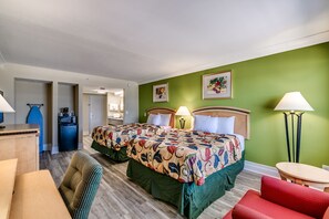 Escrivaninha, Wi-Fi de cortesia, roupa de cama