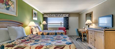 Camera Classic, 1 camera da letto, balcone, vista oceano | Una scrivania, Wi-Fi gratuito, lenzuola