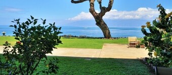 Kahana Reef 116 by RedAwning