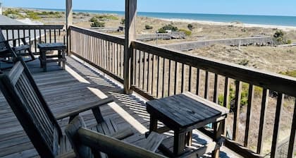 Avalon East- 5 Bedroom Home by RedAwning