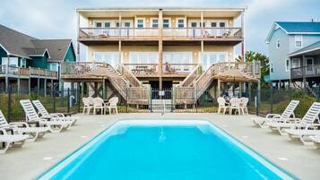 Huis, 5 slaapkamers | Zwembad | Een buitenzwembad, een verwarmd zwembad