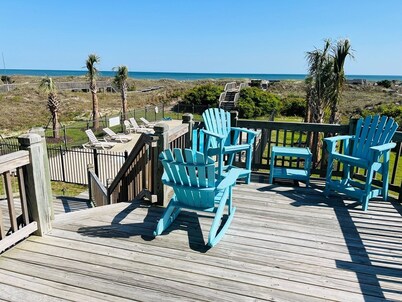 Avalon West- 5 Bedroom Home by RedAwning