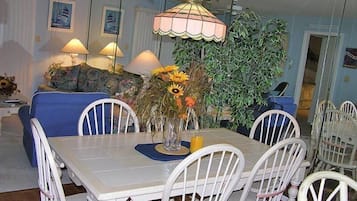 Condo, 2 Bedrooms | In-room dining