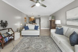 Appartement, 2 slaapkamers | 2 slaapkamers, een strijkplank/strijkijzer, gratis wifi, beddengoed