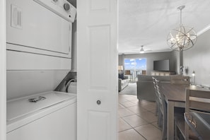 Condo, 2 Bedrooms | Interior