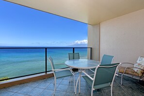 Terrace/patio - Mahana Resort #906 1 Bedroom Condo by RedAwning (Lahaina)