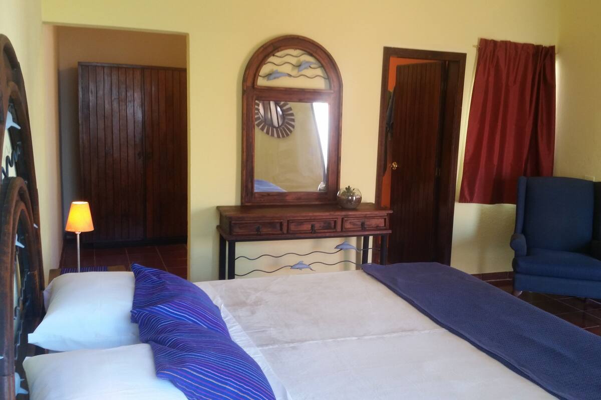 Deluxe Room, Private Bathroom, Garden View