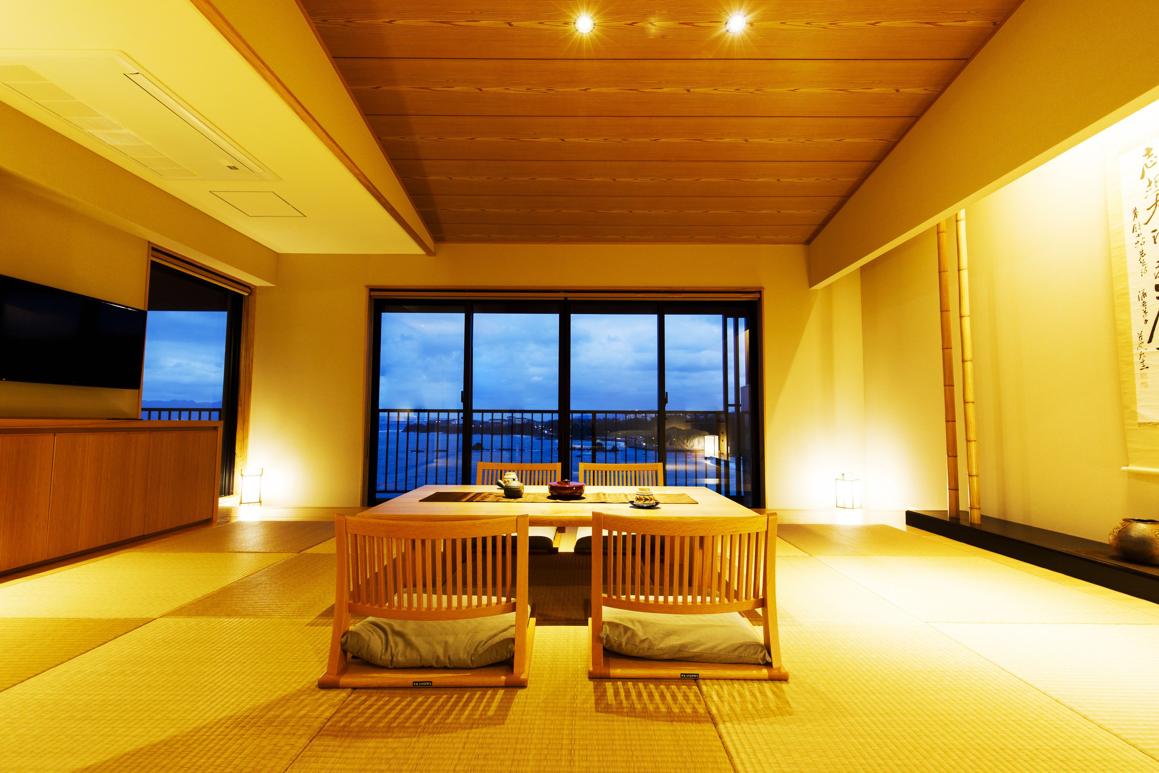 1 bedroom, premium bedding, in-room safe, desk