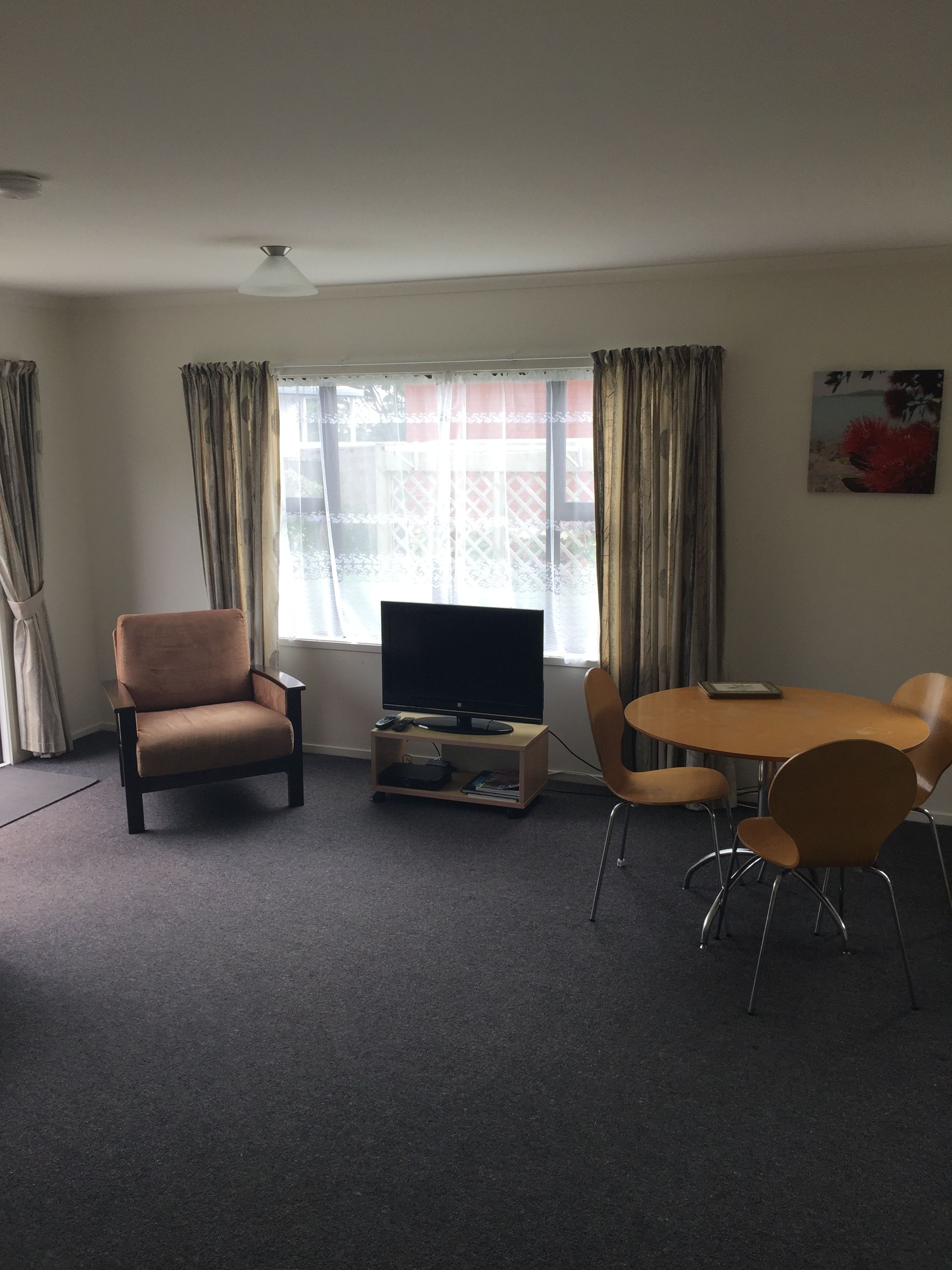 Two Bedroom Townhouse | In-room dining