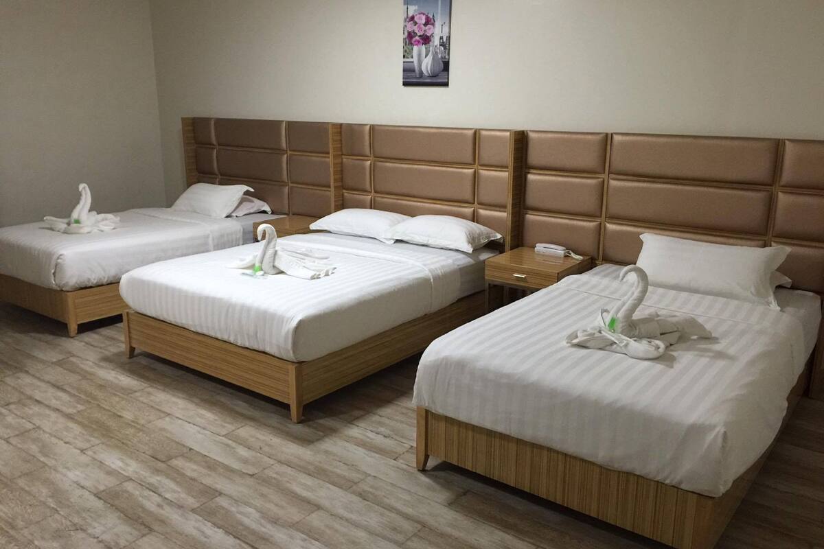 vip family room | desk, rollaway beds, free wifi, bed sheets