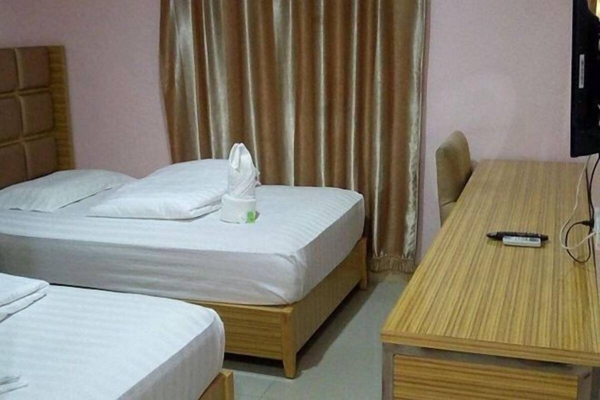 Desk, bed sheets