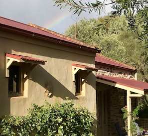 Romantic Cottage, 1 Bedroom (Stables Cottage) | Terrace/patio - Strathalbyn Gasworks (Strathalbyn)