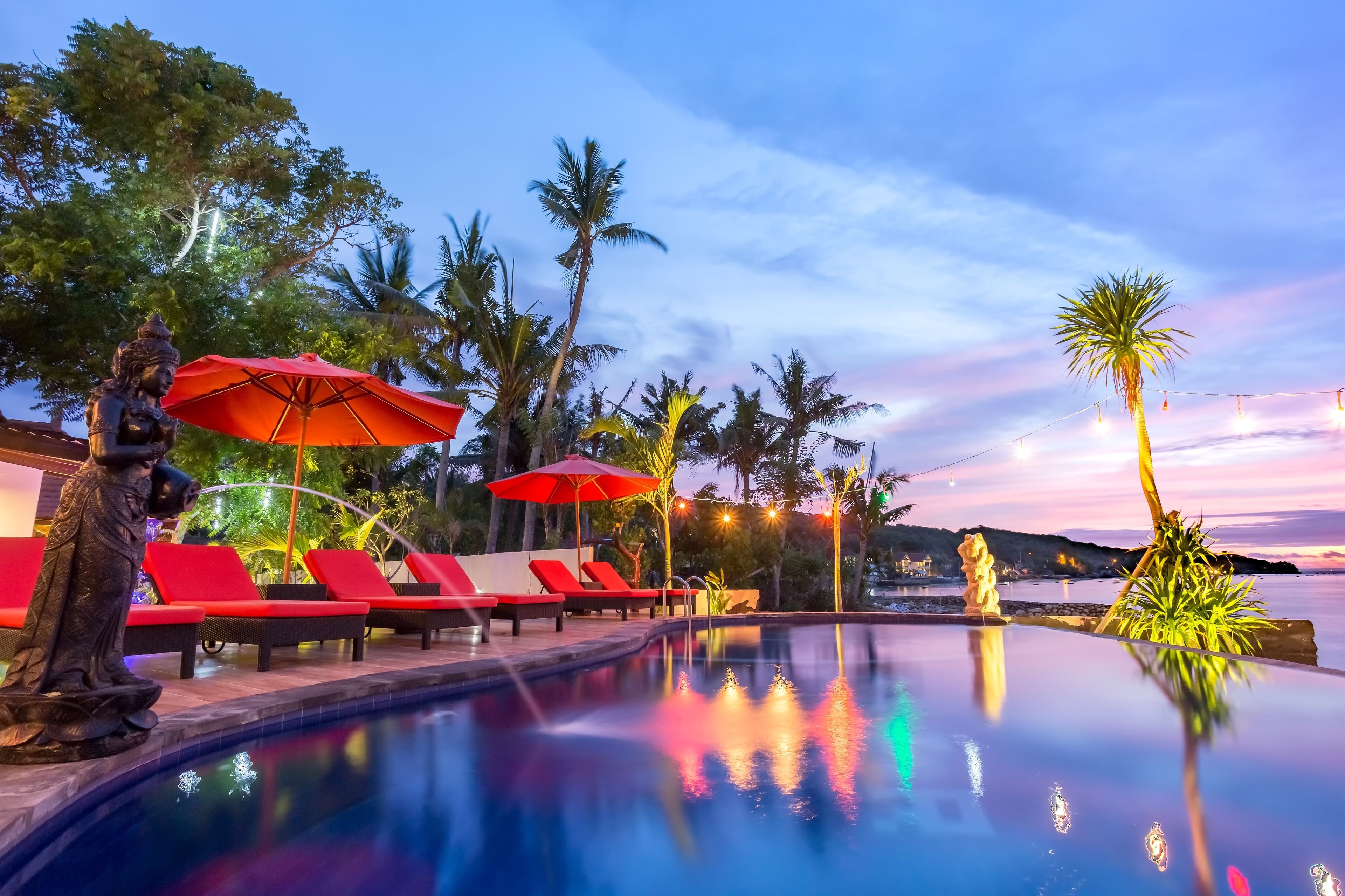 outdoor pool, pool loungers