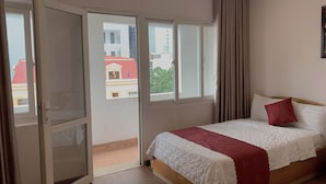 Deluxe Room, Balcony - Ha Thanh Hotel (Nha Trang)