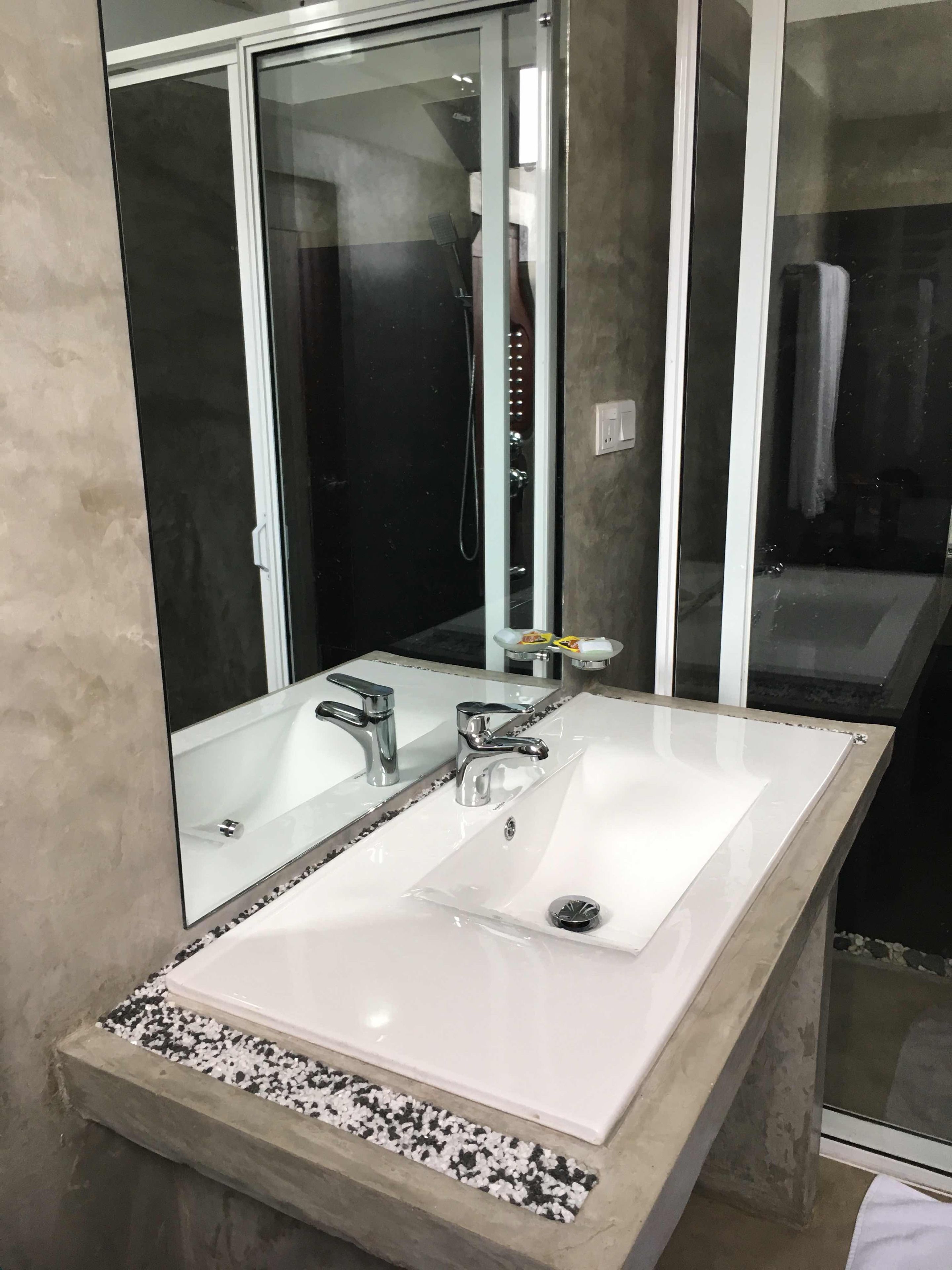 淋浴设施、免费洗浴用品、毛巾