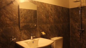 Chambre Triple | Salle de bain