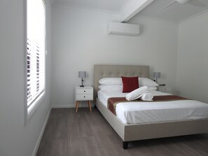 Cabaña familiar | Ropa de cama de alta calidad y decoración personalizada