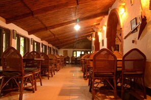 Free daily full breakfast