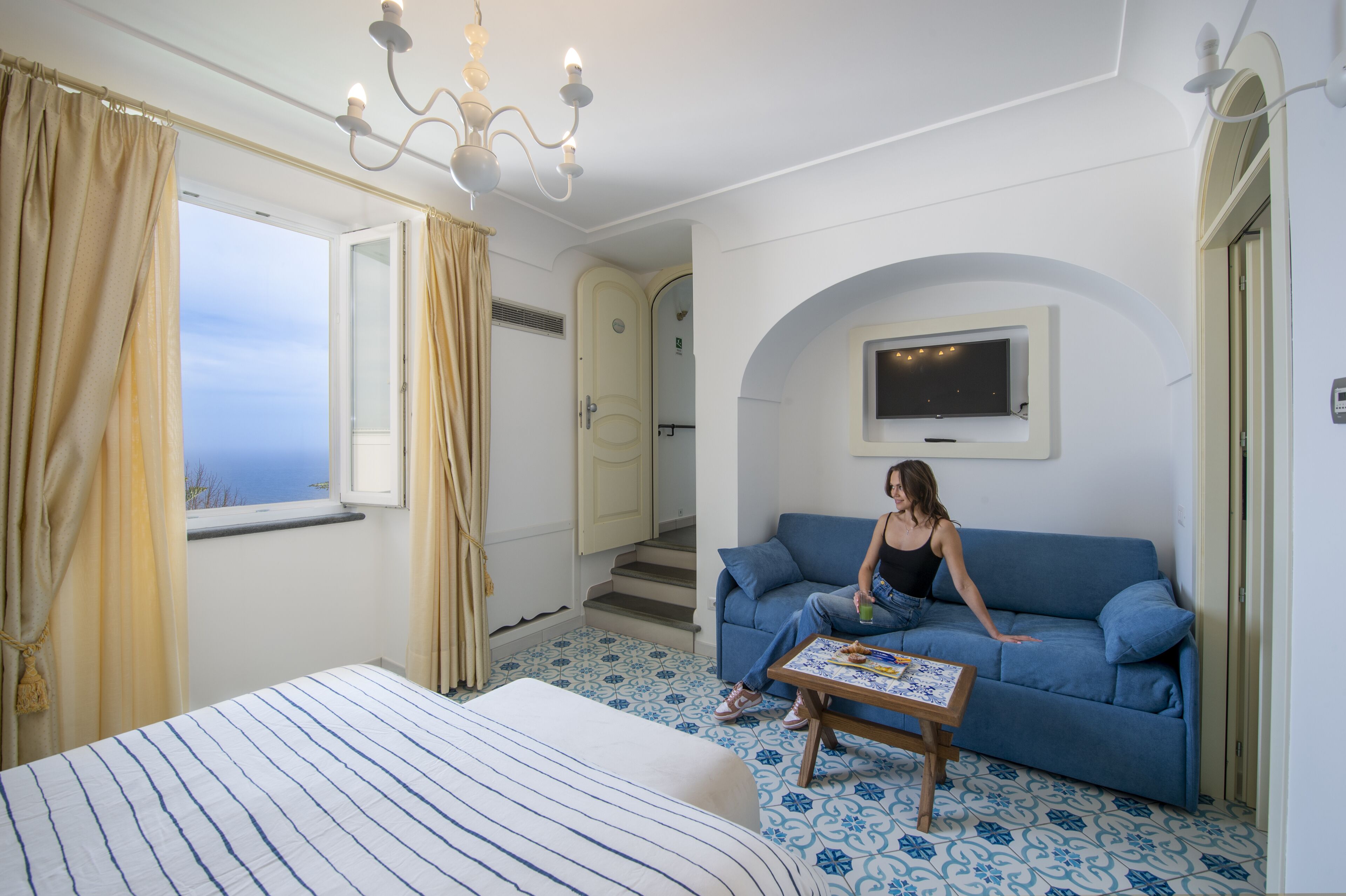 Superior Double room with Extra Bed, Sea View