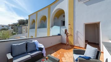 Junior-Studiosuite, 1 Schlafzimmer, Terrasse, Meerblick (Elite) | Terrasse/Patio