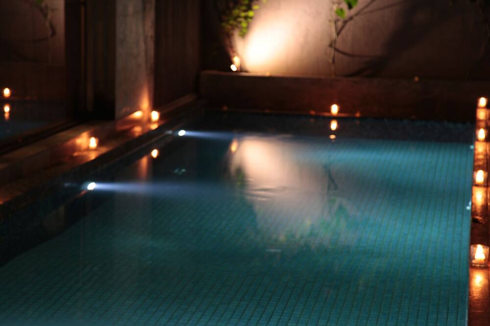 Anshel Hotel