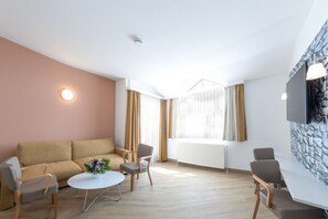 Lägenhet - balkong | Värdeförvaringsskåp på rummet, gratis wi-fi och sängkläder