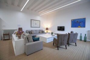 Interior - Hospedería del Seminario (Cuenca)