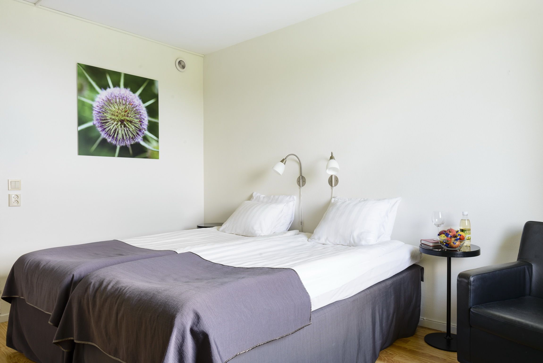 double room, sea view | desk, blackout curtains, iron/ironing board, free wifi