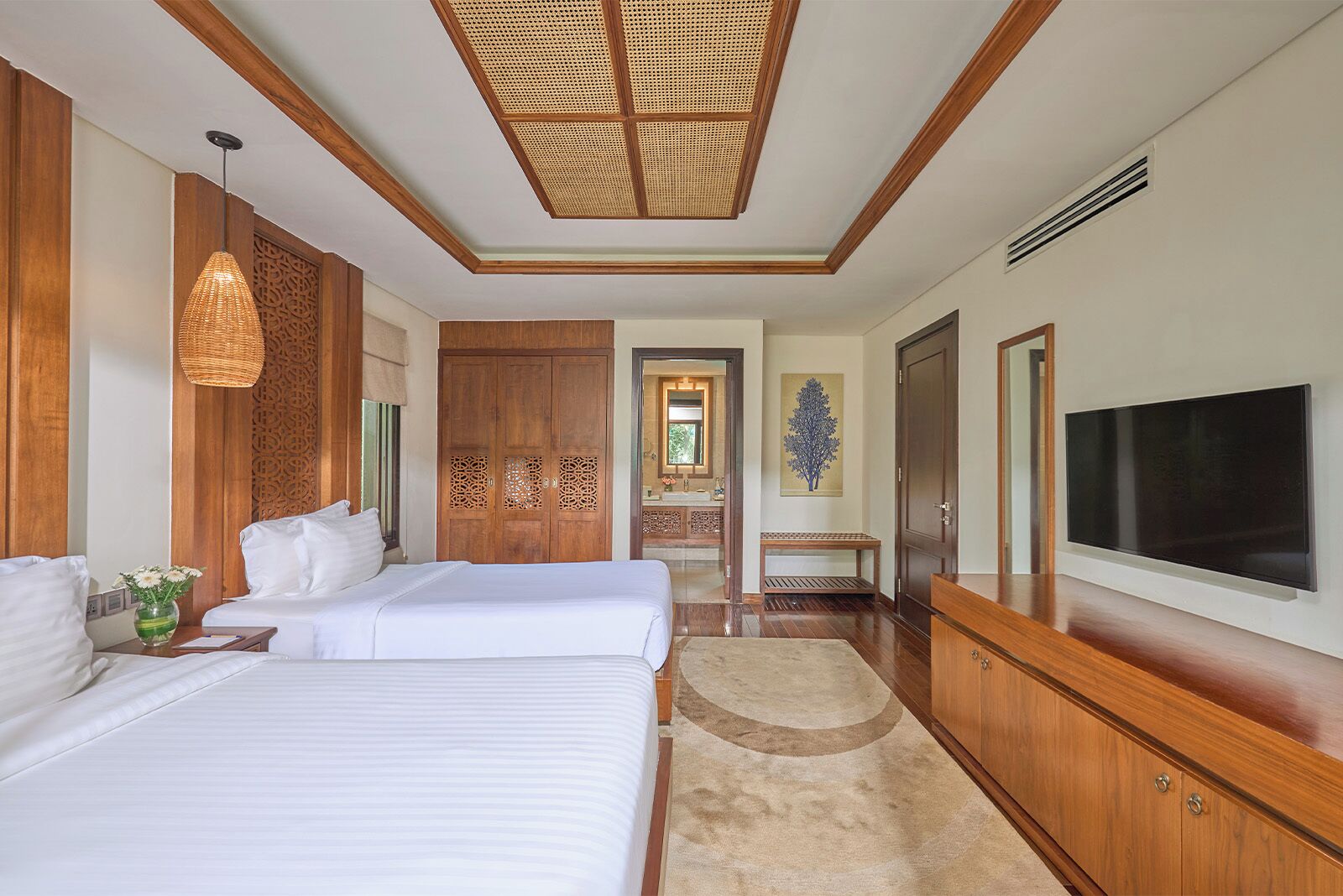 In-room safe, desk, laptop workspace, blackout curtains