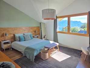 Family Villa, 3 Bedrooms, Mountain View, Garden Area | 3 bedrooms, premium bedding, individually decorated