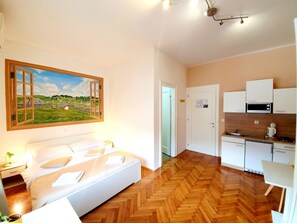 Studio | Private kitchenette - Vila Teslova (Ljubljana)