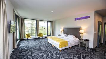 Deluxe-dobbeltværelse - 1 soveværelse - terrasse - udsigt til flod | Mørklægningsgardiner, lydisolering, gratis Wi-Fi, sengetøj