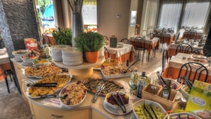Buffet - Hotel Olympic (Diano Marina)