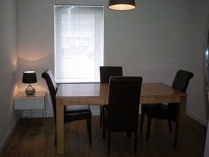 Restaurant - Eastgate Apartments (Inverness)