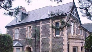 Front of property - Ryvington B&B (Abergavenny)