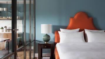 Family Apartment, 2 Bedrooms | Premium bedding, in-room safe, individually furnished, blackout drapes