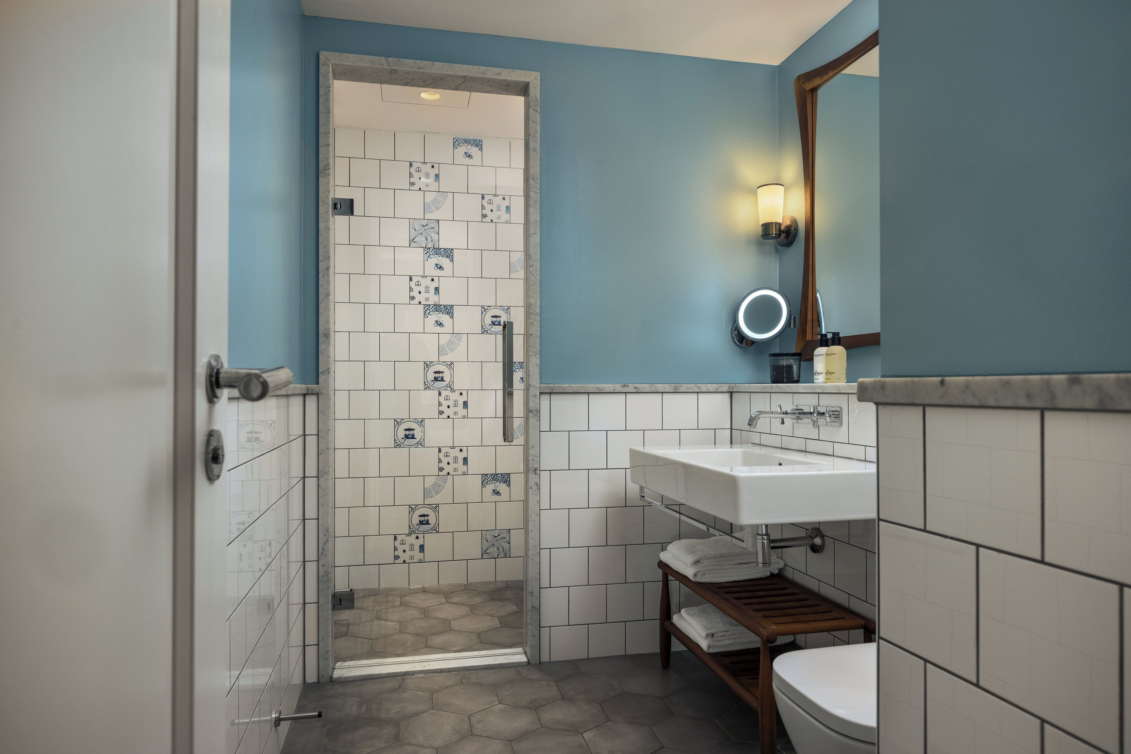 Photo - The July - Twenty Eight