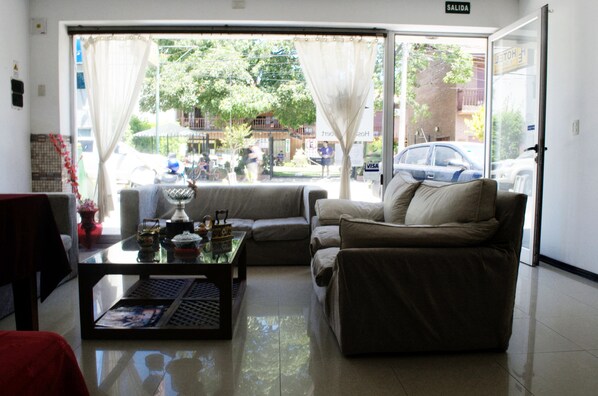 Àrea amb seients del vestíbul