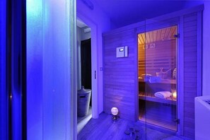 Turkish bath/hammam, massage/treatment rooms