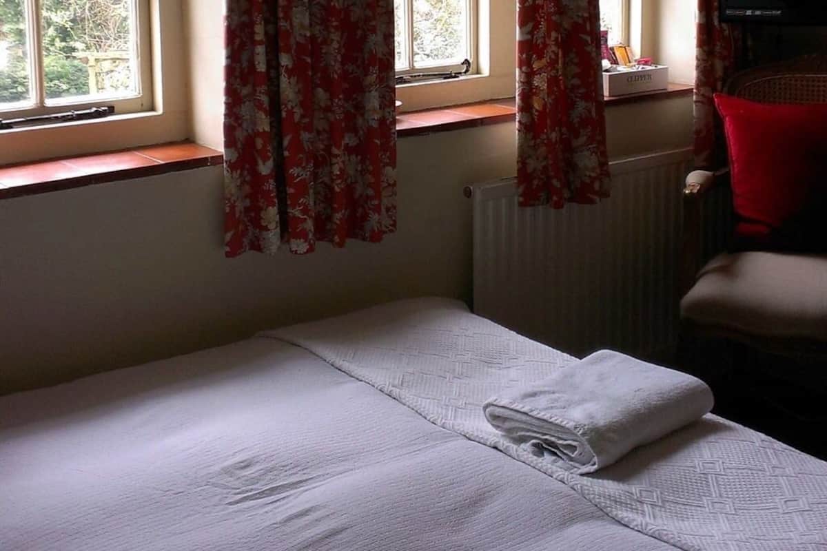 Kamar Double Comfort, ensuite, pemandangan kebun | 1 kamar tidur dan Wi-Fi gratis