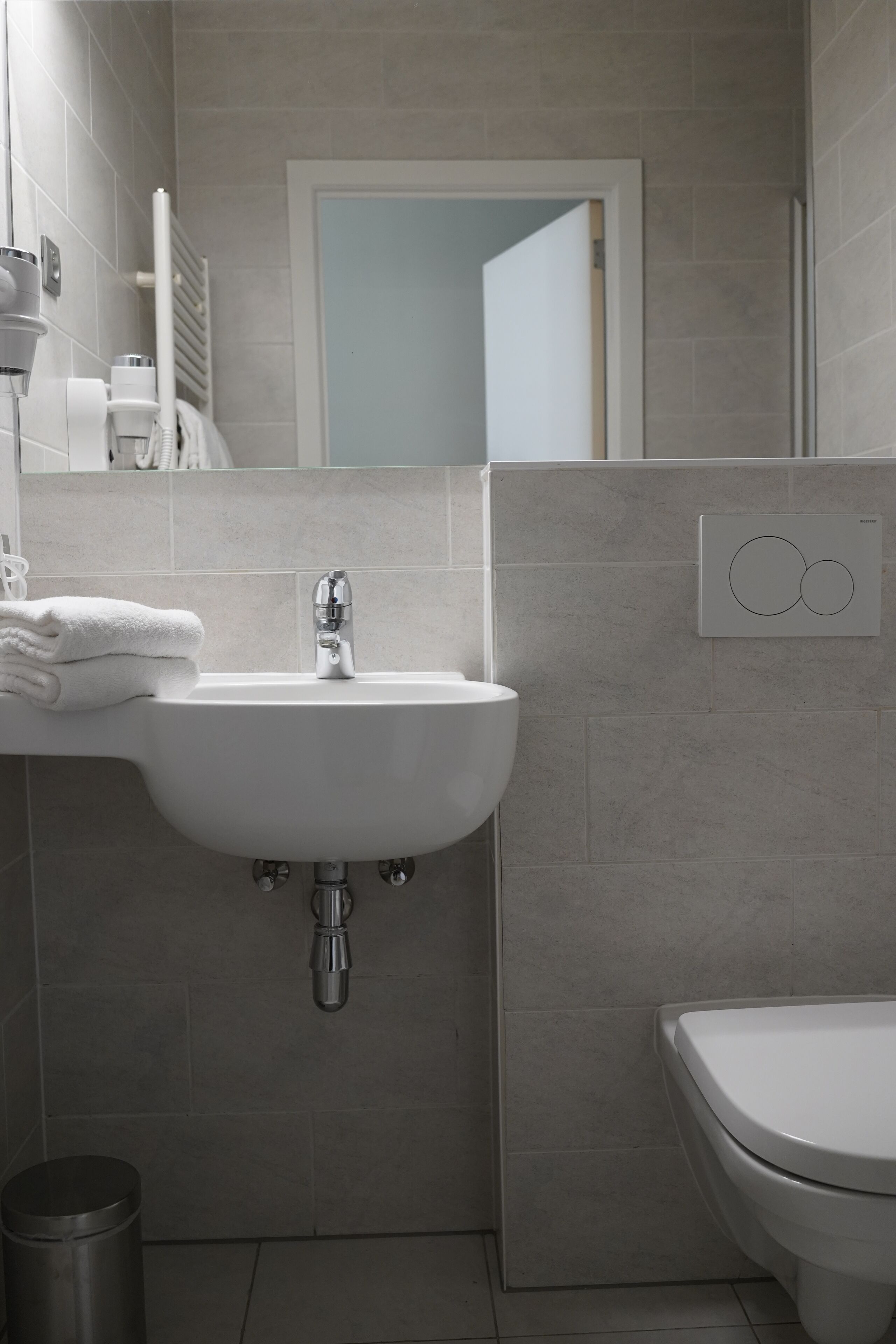 Een douche, een haardroger