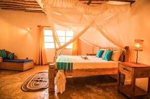 奢華別墅, 4 間臥室, 私人泳池, 花園景觀 | 4 間臥室、書桌、免費無線上網