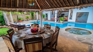 Terrace/patio - Maisha Marefu Luxury Villa (Diani Beach)