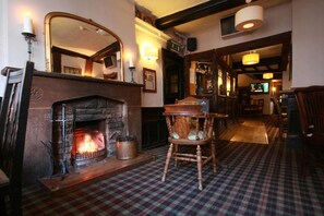 Interior - Crown Hotel (Nantwich)
