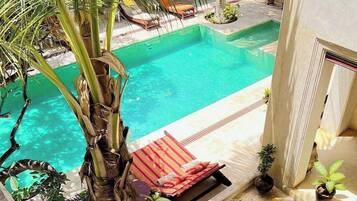 ジュニア スイート プールビュー | 1 室のベッドルーム、高級寝具、セーフティボックス (室内)、客室ごとに異なる装飾