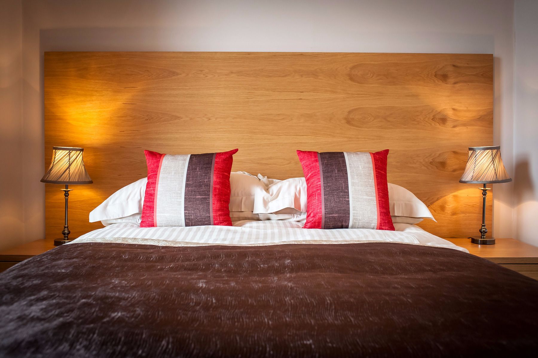 hypo-allergenic bedding, iron/ironing board, free wifi, bed sheets