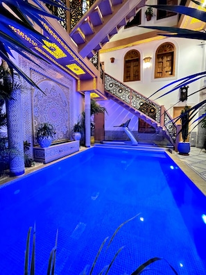 Indoor pool, pool loungers