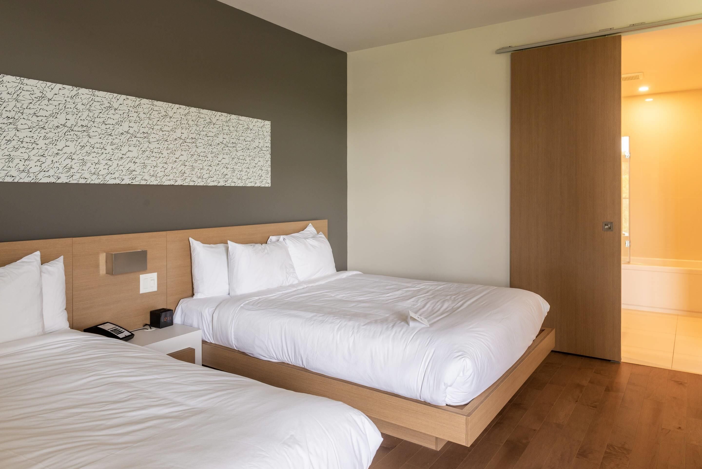 1 habitación, minibar y espacio para trabajar con laptop 