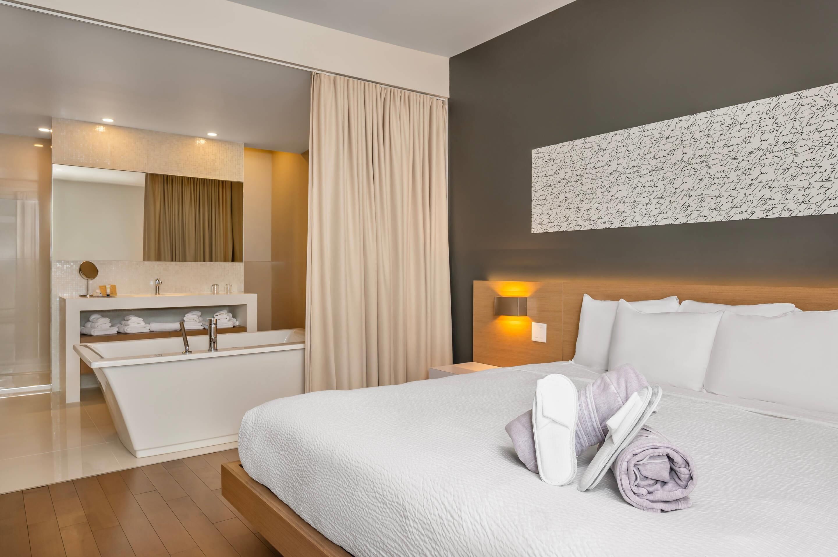 Suite, 1 King Bed, Non Smoking, Lake View | 1 bedroom, minibar, laptop workspace, soundproofing