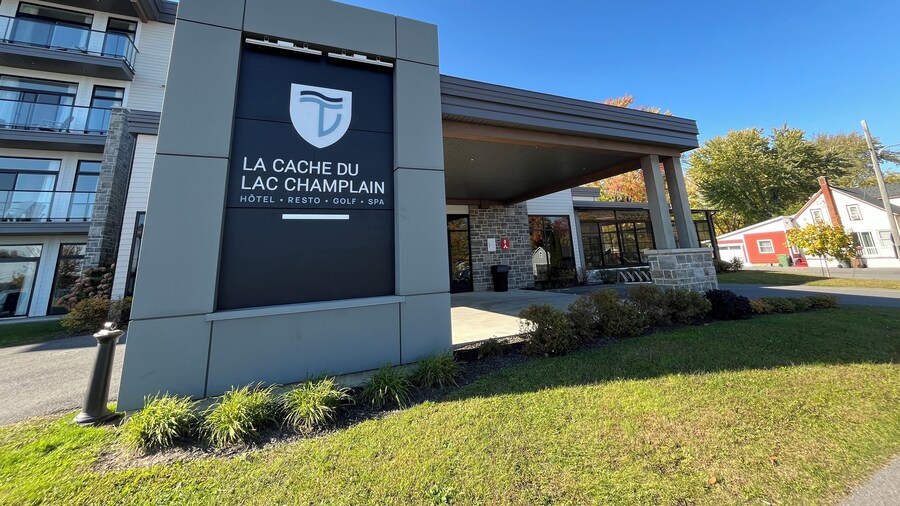 La Cache du Lac Champlain